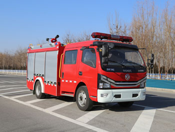 中卓时代牌ZXF5100GXFSG40/D5型水罐消防车