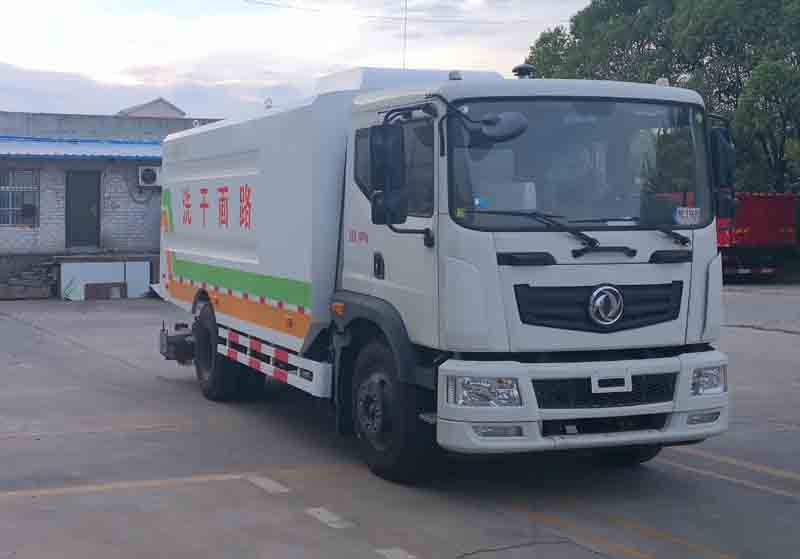 吸尘车
